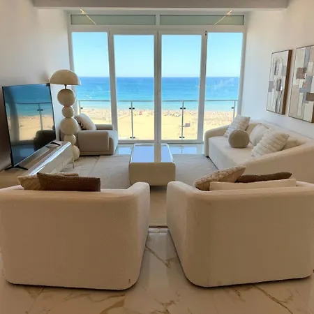 Moderno Frente Mar 6 Pessoas